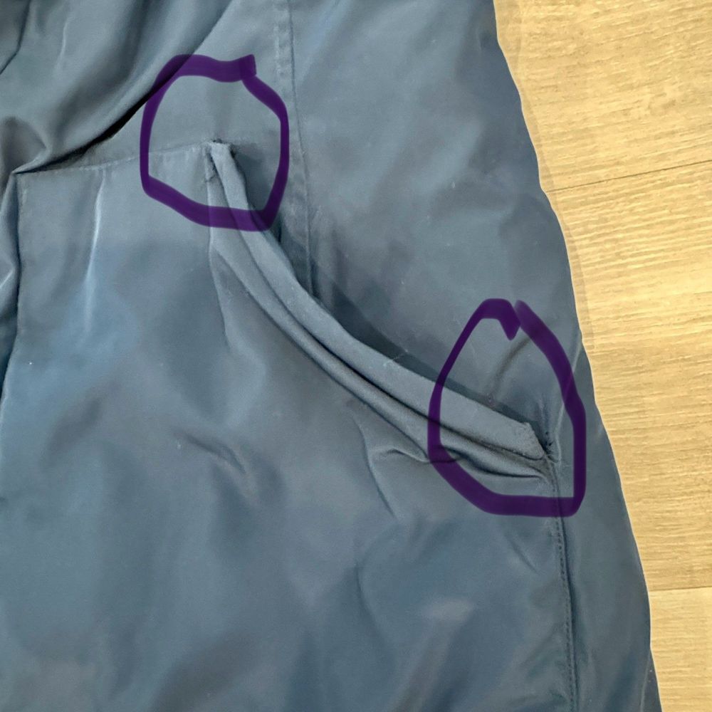 Bernardo Hooded Insulated Parka in Navy Blue - Women's size Medium - Picture 11 of 11